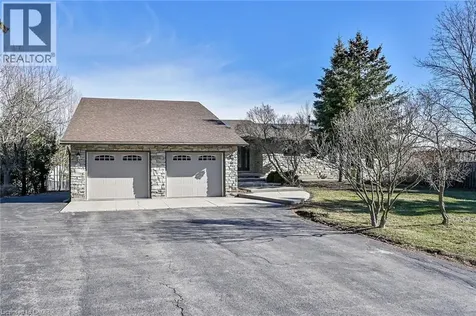233 Green Mountain Road East Stoney Creek ON L8J 2Z5