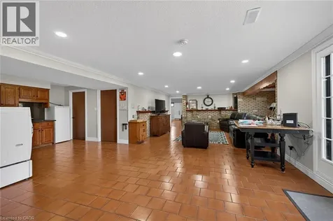 233 Green Mountain Road East Stoney Creek ON L8J 2Z5