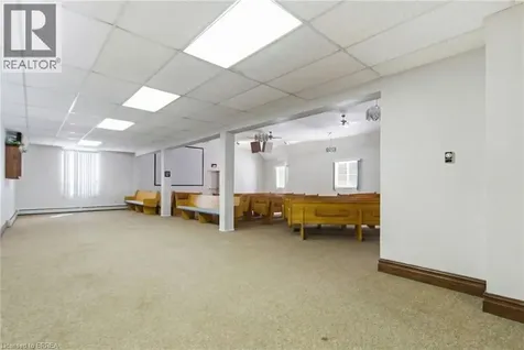 211 Birmingham Street West Mount Forest ON N0G 2L1