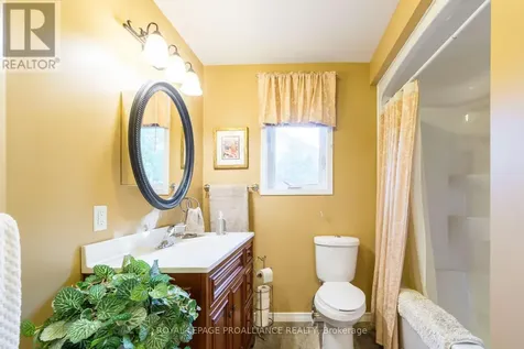 79 Duncan Street Madoc ON K0K 2K0