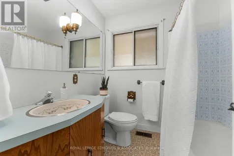 90 Deacon Street Pembroke ON K8A 2J4