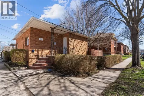 614 Elliott Street East Windsor ON N9A 3S2