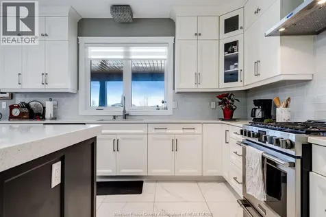 35 Augusta Drive Leamington ON N8H 0C7