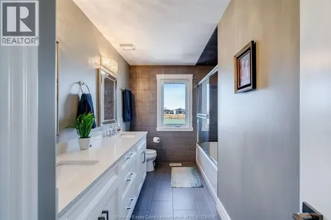 35 Augusta Drive Leamington ON N8H 0C7