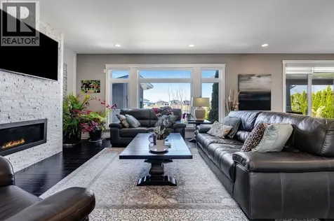 35 Augusta Drive Leamington ON N8H 0C7