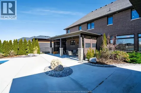 35 Augusta Drive Leamington ON N8H 0C7