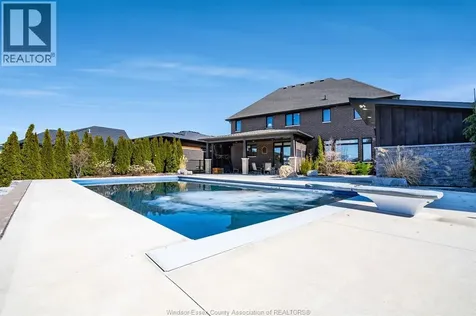 35 Augusta Drive Leamington ON N8H 0C7