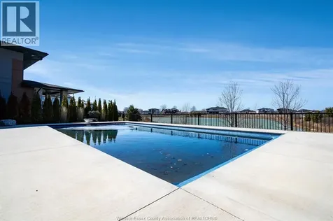 35 Augusta Drive Leamington ON N8H 0C7