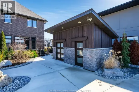 35 Augusta Drive Leamington ON N8H 0C7
