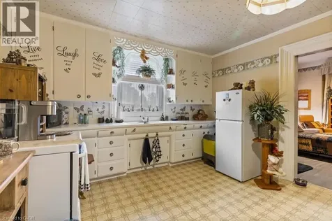 163 John Street South Harriston ON N0G 1Z0