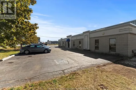 3215 Jefferson Windsor ON N8T 2W7