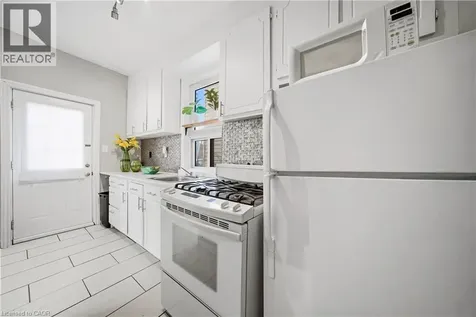 107 Queen Street South Hamilton ON L8P 3R9