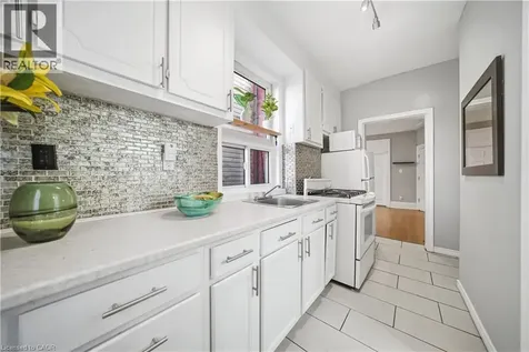 107 Queen Street South Hamilton ON L8P 3R9
