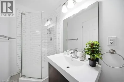 107 Queen Street South Hamilton ON L8P 3R9