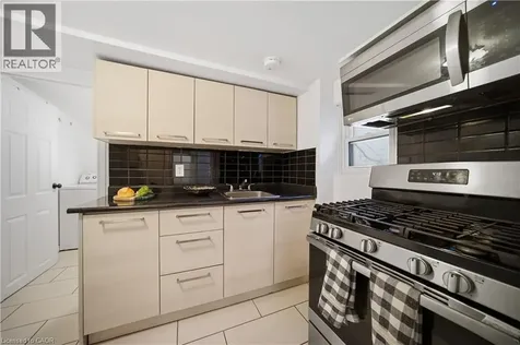 107 Queen Street South Hamilton ON L8P 3R9