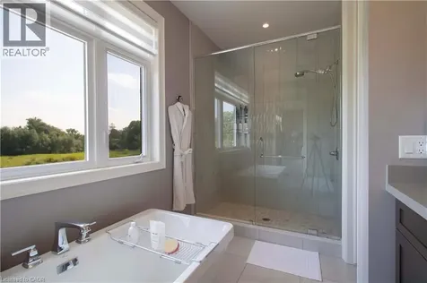 19 Secinaro Avenue Ancaster ON L9G 0C6