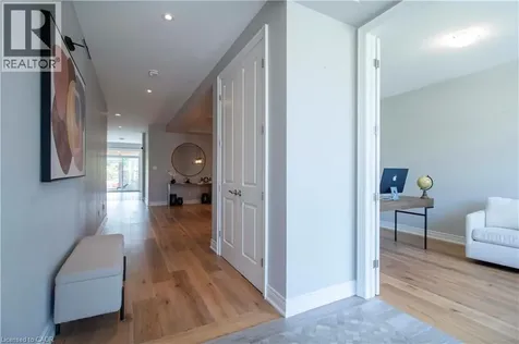 19 Secinaro Avenue Ancaster ON L9G 0C6