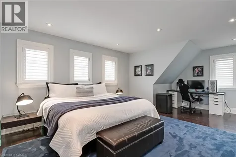 234 Brookfield Avenue Burlington ON L7N 1T8