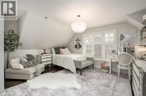 234 Brookfield Avenue Burlington ON L7N 1T8
