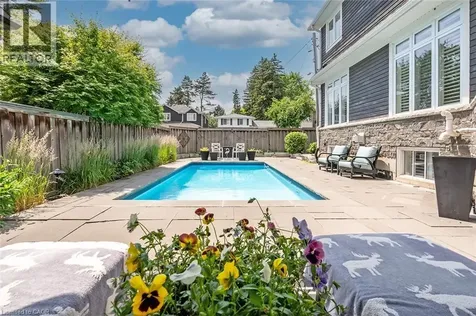 234 Brookfield Avenue Burlington ON L7N 1T8