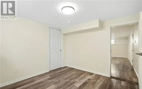 154 Montgomery Road Kitchener ON N2H 3P6