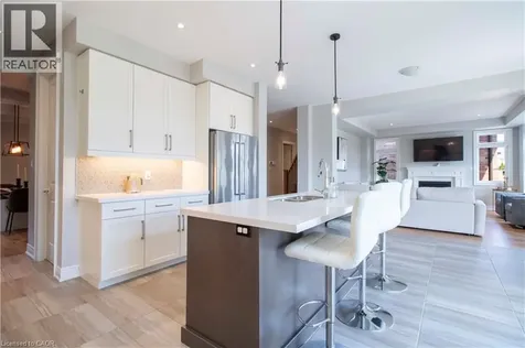 19 Secinaro Avenue Ancaster ON L9G 0C6