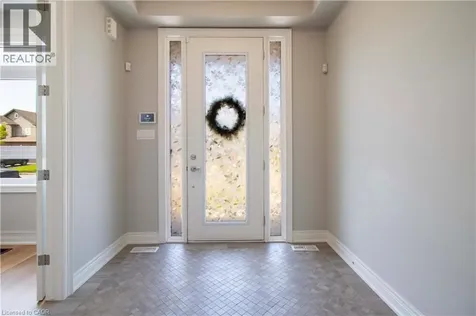 19 Secinaro Avenue Ancaster ON L9G 0C6