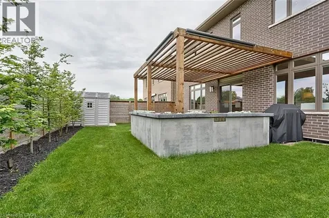 19 Secinaro Avenue Ancaster ON L9G 0C6