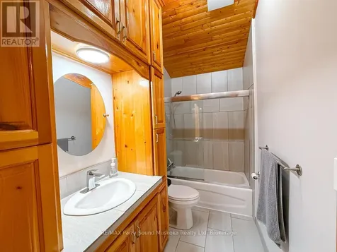 127 Burnetts Road Mckellar ON P2A 0B5