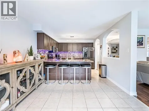 253 Greenwood Drive Angus ON L0M 1B4