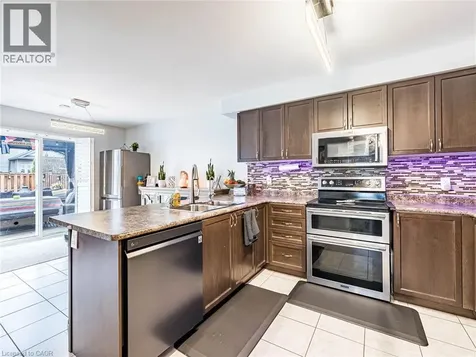 253 Greenwood Drive Angus ON L0M 1B4
