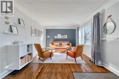 298 East 36th Street Hamilton ON L8V 3Z8