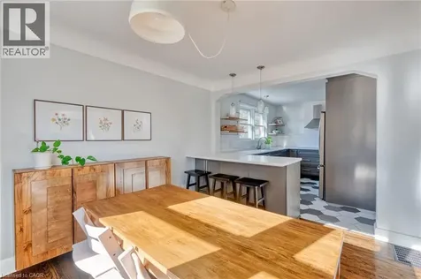 298 East 36th Street Hamilton ON L8V 3Z8