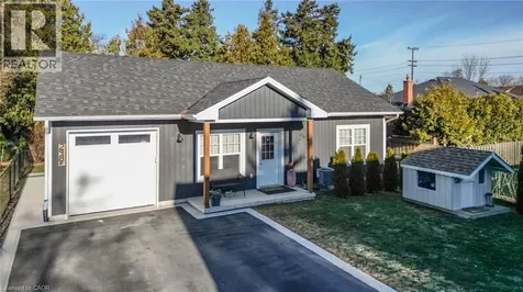 298 East 36th Street Hamilton ON L8V 3Z8
