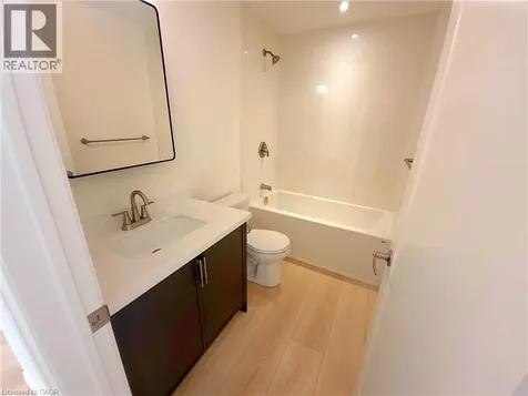 298 East 36th Street Hamilton ON L8V 3Z8