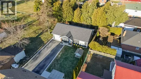 298 East 36th Street Hamilton ON L8V 3Z8