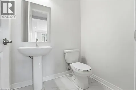 132 Settlers Road East Oakville ON L6H 0Y3