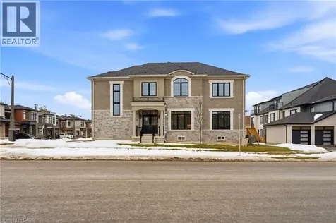 132 Settlers Road East Oakville ON L6H 0Y3