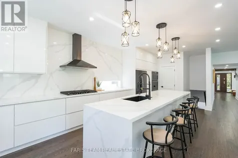 3951 Alberta Avenue Innisfil ON L9S 2M1