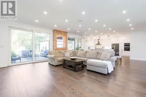 3951 Alberta Avenue Innisfil ON L9S 2M1