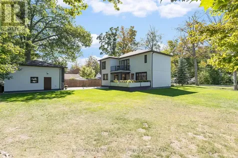 3951 Alberta Avenue Innisfil ON L9S 2M1