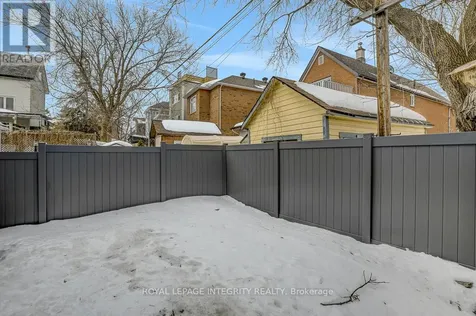 35 Ella Street Ottawa ON K1S 2S3