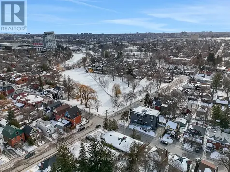 35 Ella Street Ottawa ON K1S 2S3