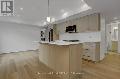 35 Ella Street Ottawa ON K1S 2S3