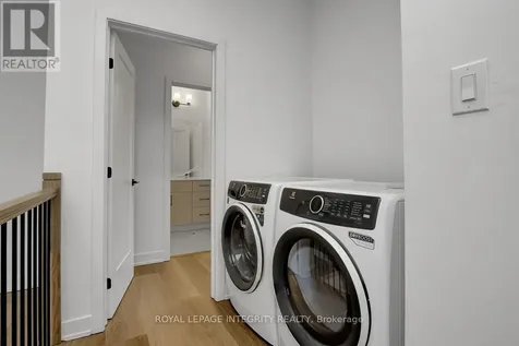 35 Ella Street Ottawa ON K1S 2S3