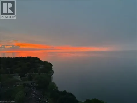 2170 Marine Drive Oakville ON L6L 5V1