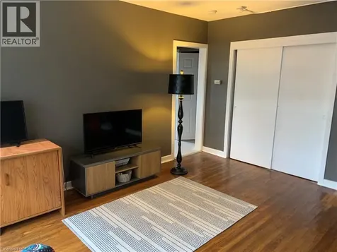 1759 King Street East Hamilton ON L8K 1V6