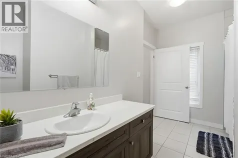 16 Brookfield Lane Simcoe ON N3Y 0E8