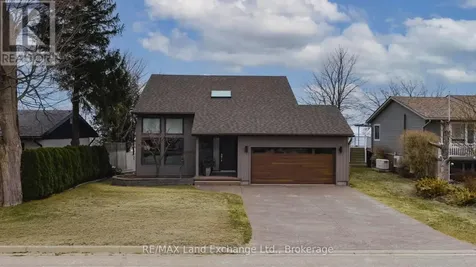 222 Penetangore Row Kincardine ON N2Z 2P6