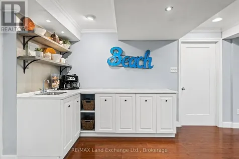 222 Penetangore Row Kincardine ON N2Z 2P6